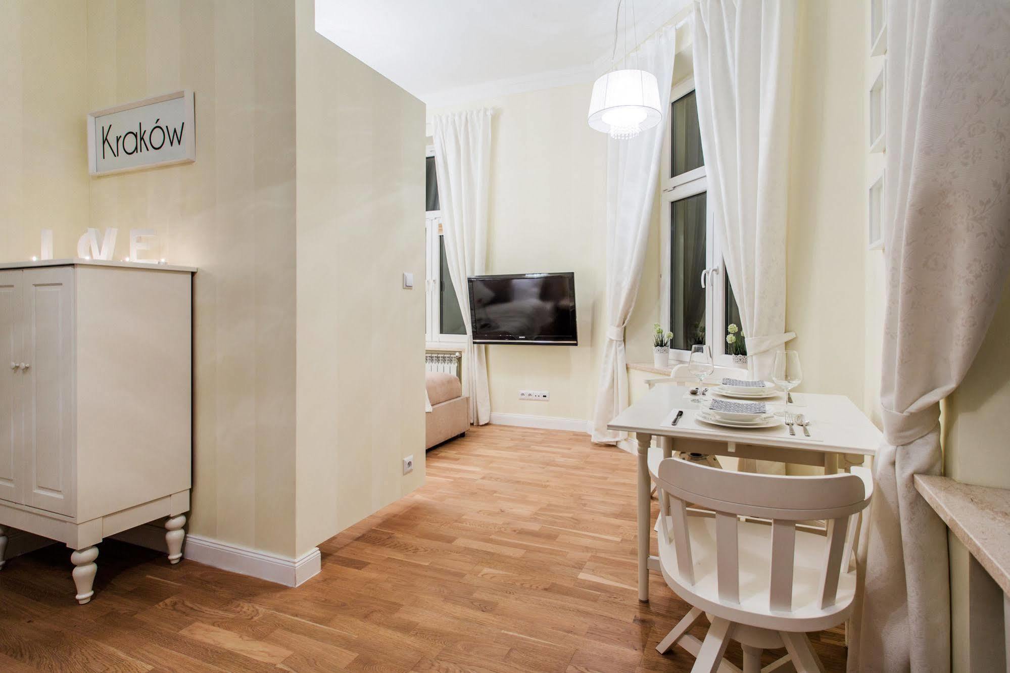 Szlak 11 - All In Apartments Краков Экстерьер фото