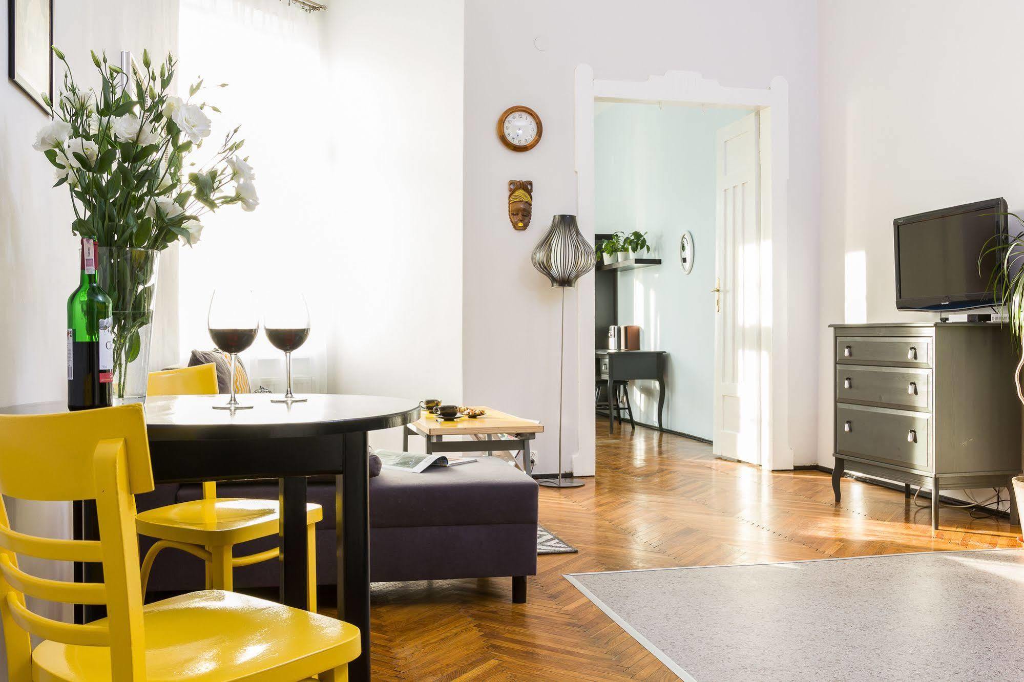 Szlak 11 - All In Apartments Краков Экстерьер фото